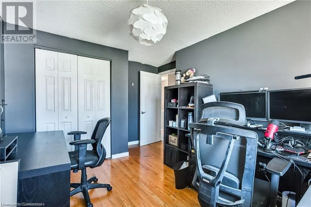 2700 BARTON Street E Unit# 2, #2