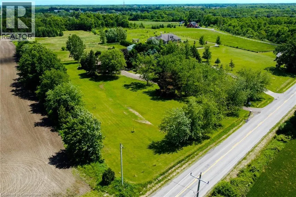 120 PAULINE JOHNSON Road