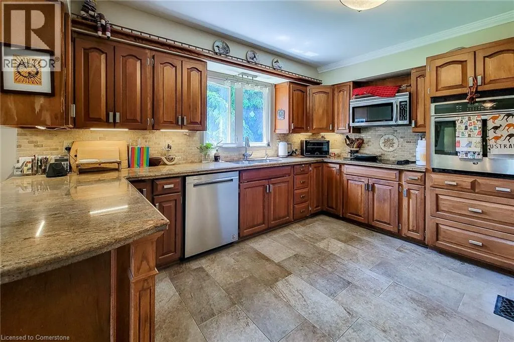 120 PAULINE JOHNSON Road