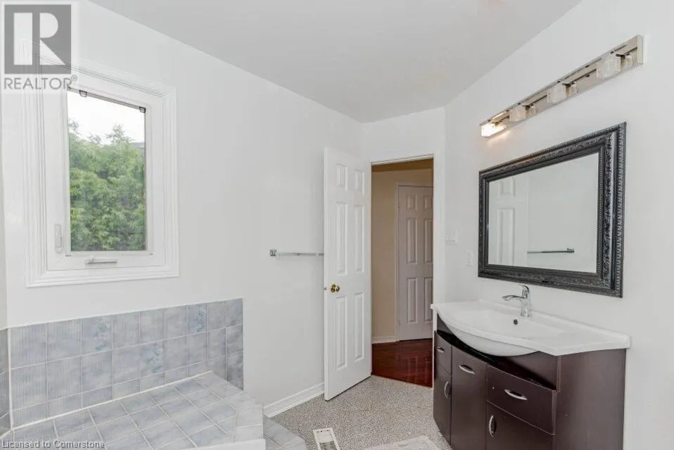 5118 CREE Lane