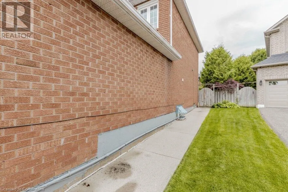 5118 CREE Lane