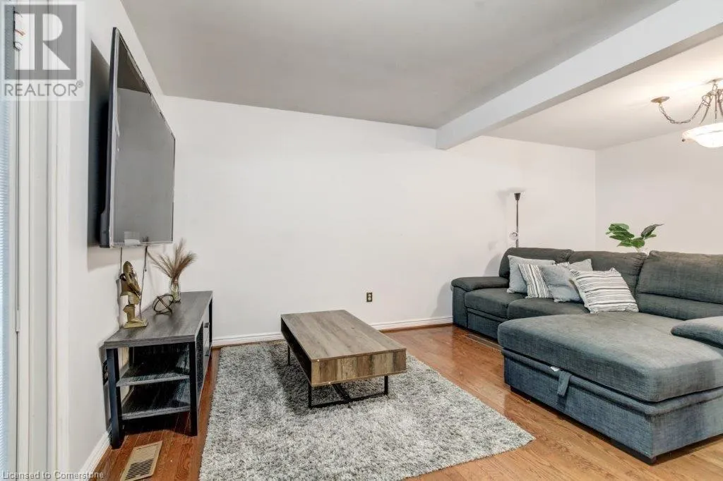 561 PRINCESS Avenue Unit# 2, #2