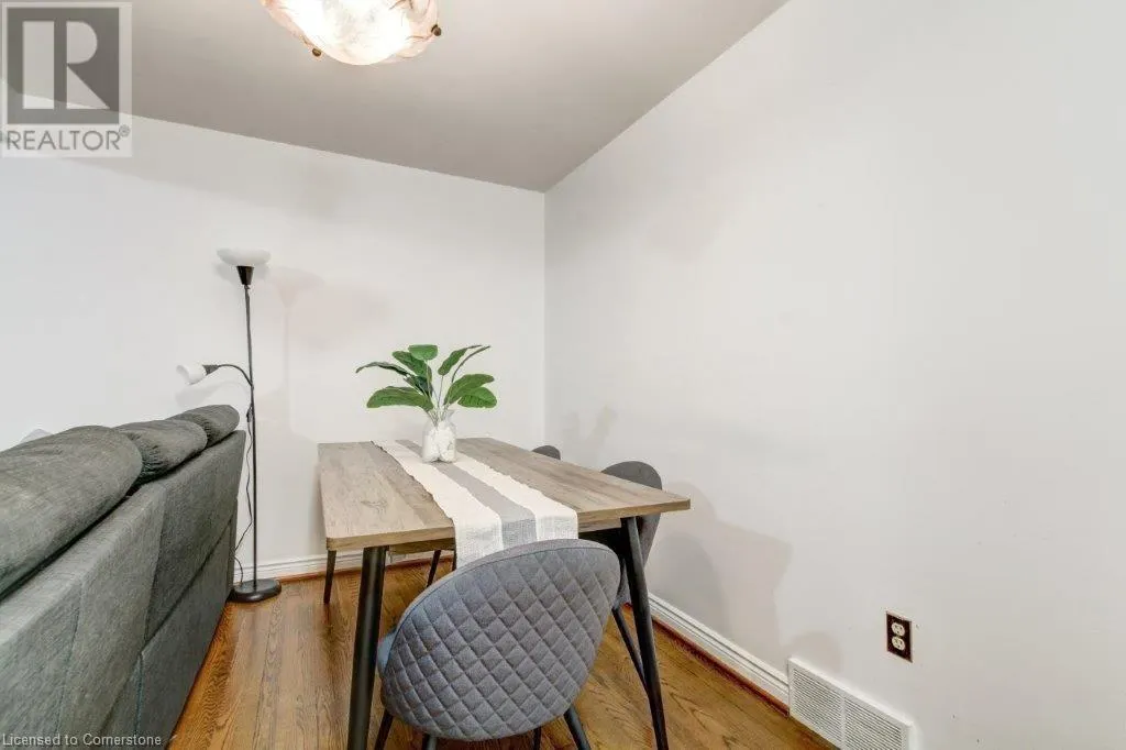 561 PRINCESS Avenue Unit# 2, #2