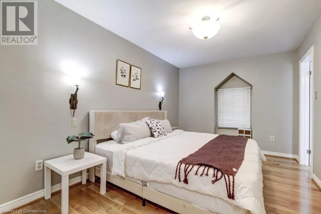 561 PRINCESS Avenue Unit# 2, #2