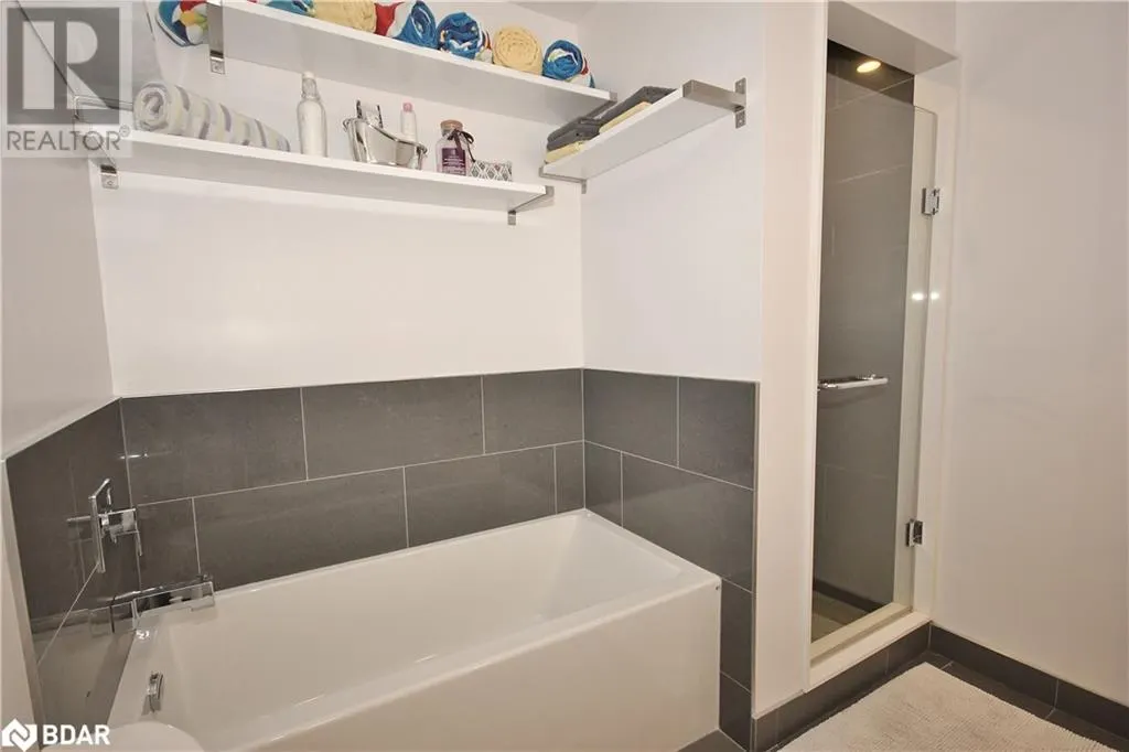 275 BROWARD Way Unit# 60, #60