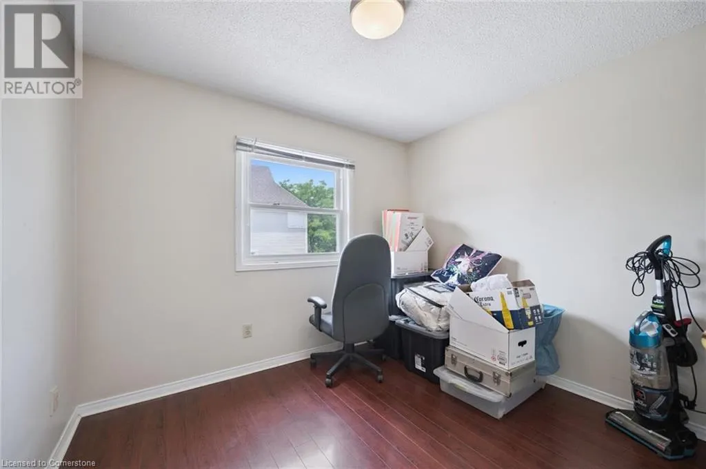 465 BEECHWOOD Place Unit# 17, #17