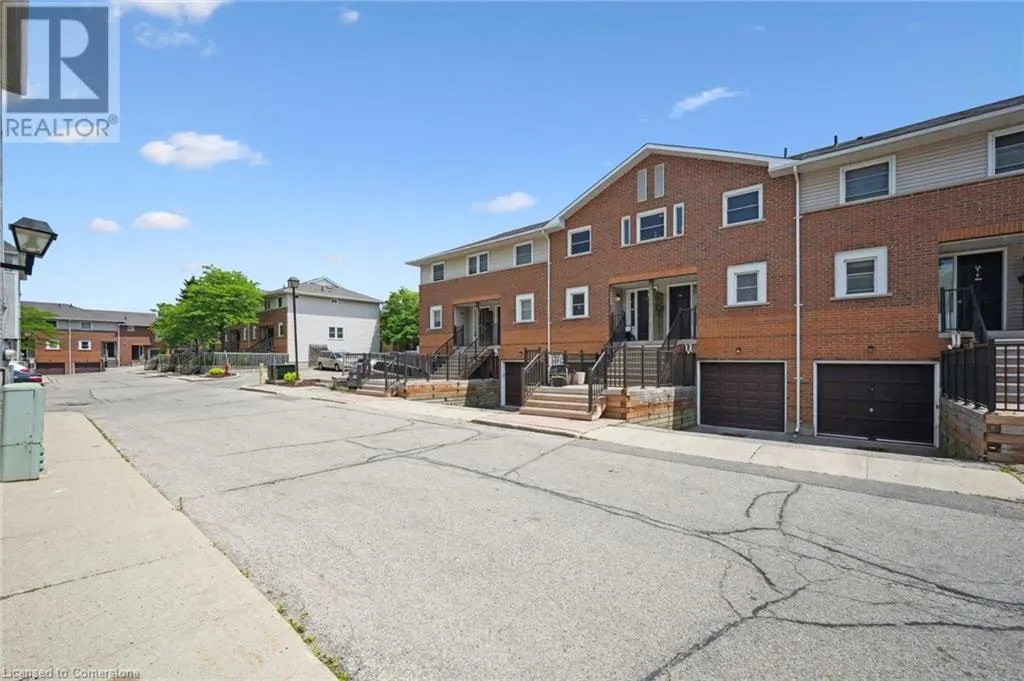 465 BEECHWOOD Place Unit# 17, #17