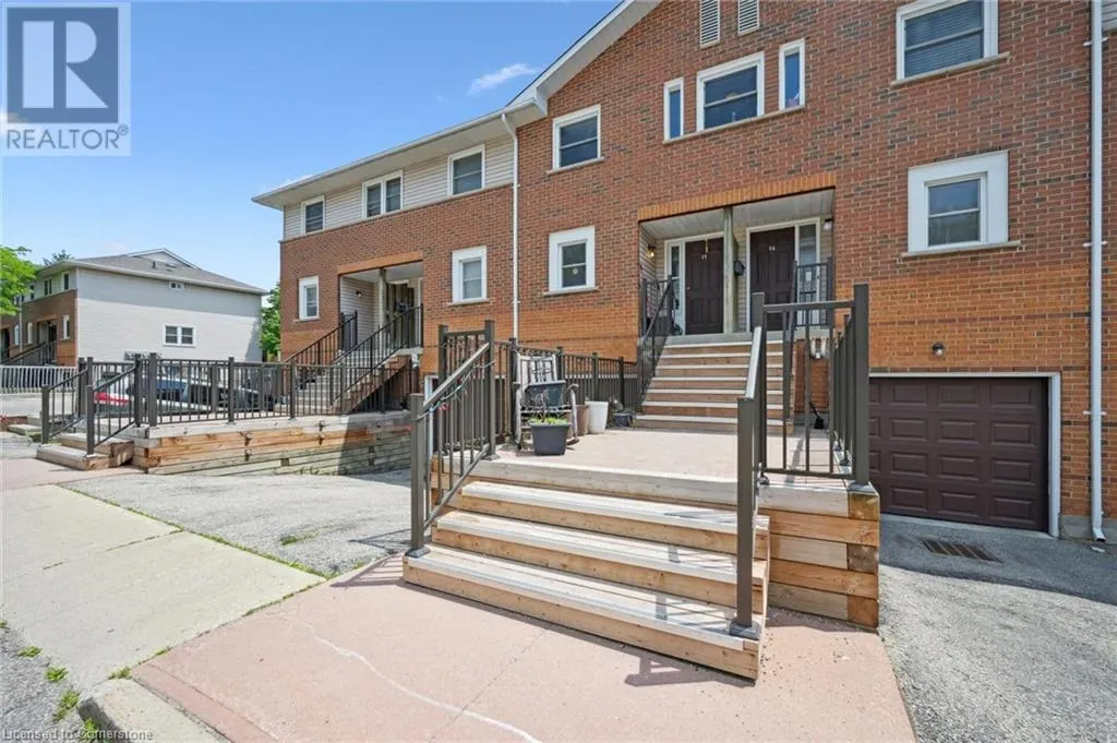 465 BEECHWOOD Place Unit# 17, #17