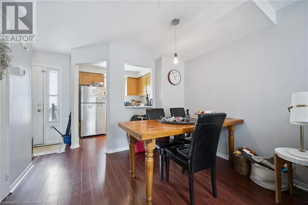 465 BEECHWOOD Place Unit# 17, #17