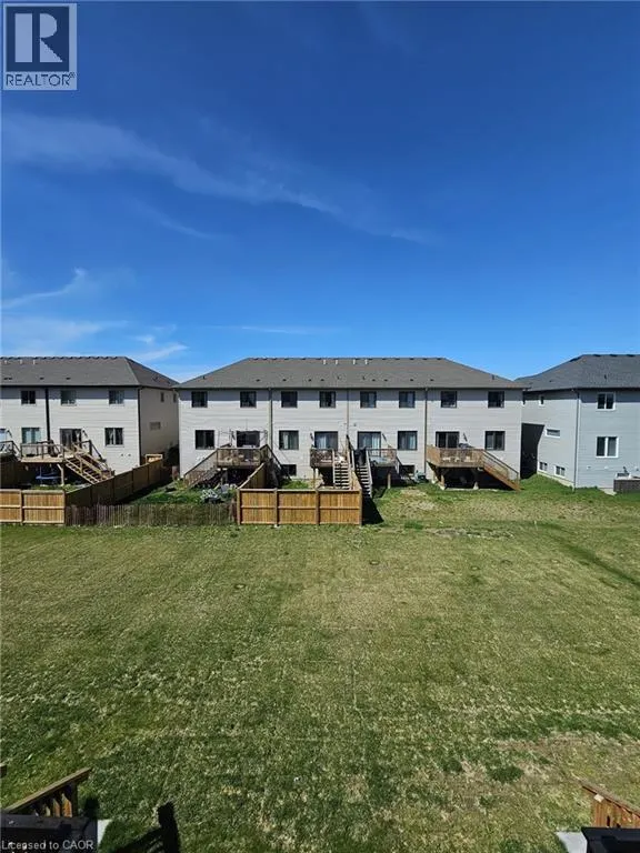 111 ALICIA Crescent