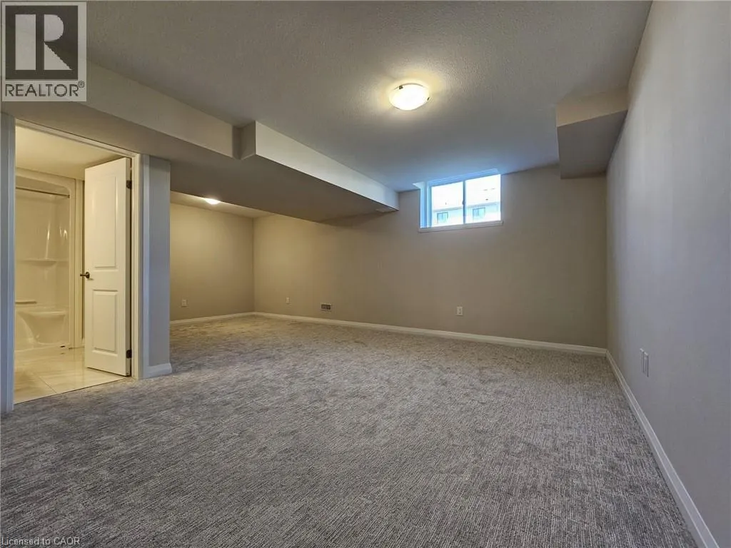 111 ALICIA Crescent