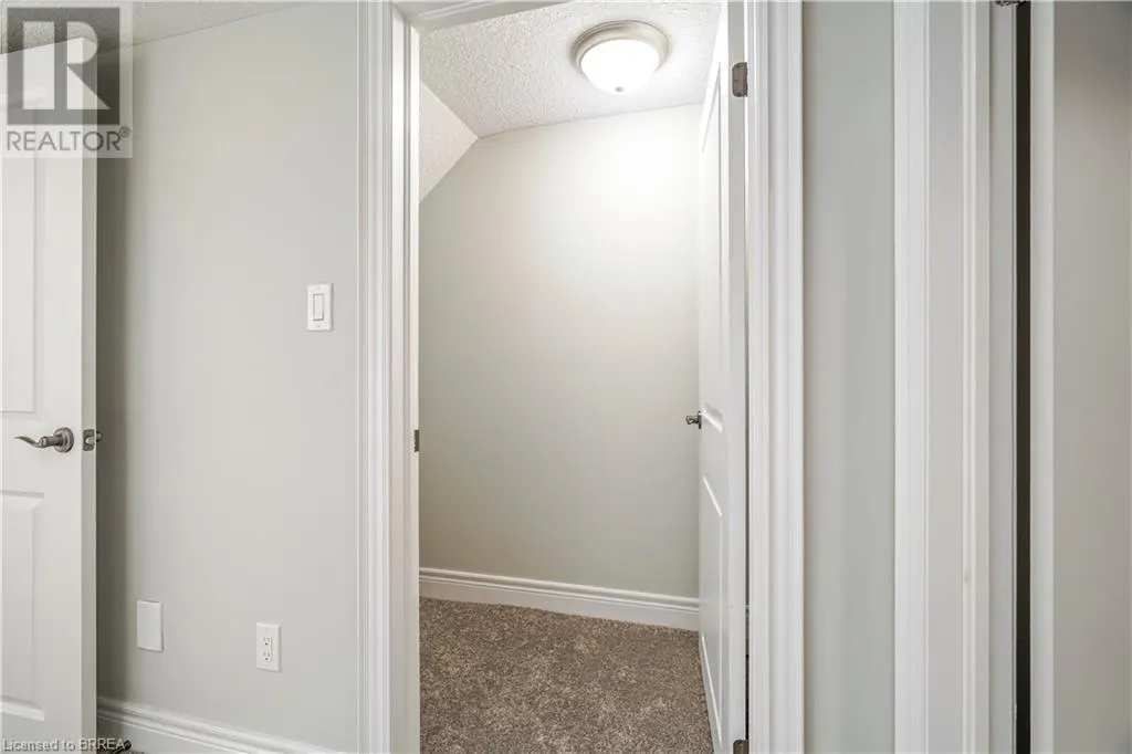 194 DONLY Drive S Unit# 13, #13