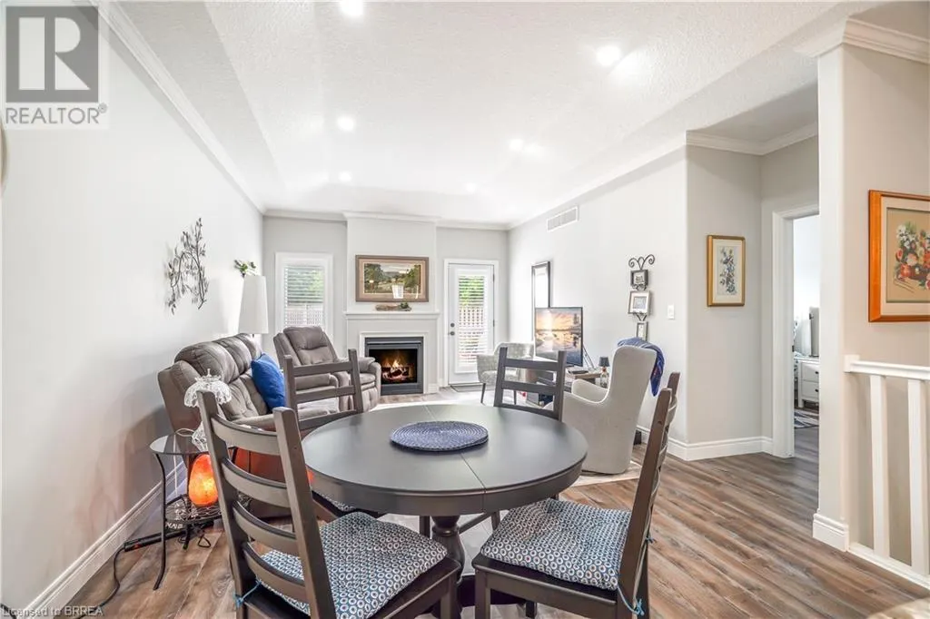 194 DONLY Drive S Unit# 13, #13