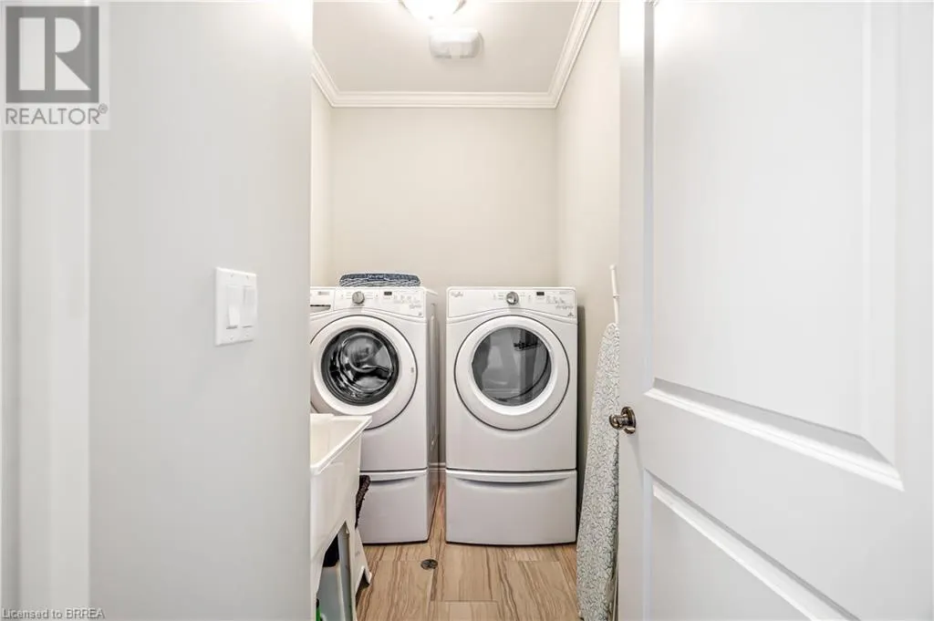 194 DONLY Drive S Unit# 13, #13
