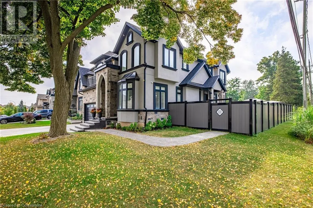 4 LOCKMAN Drive