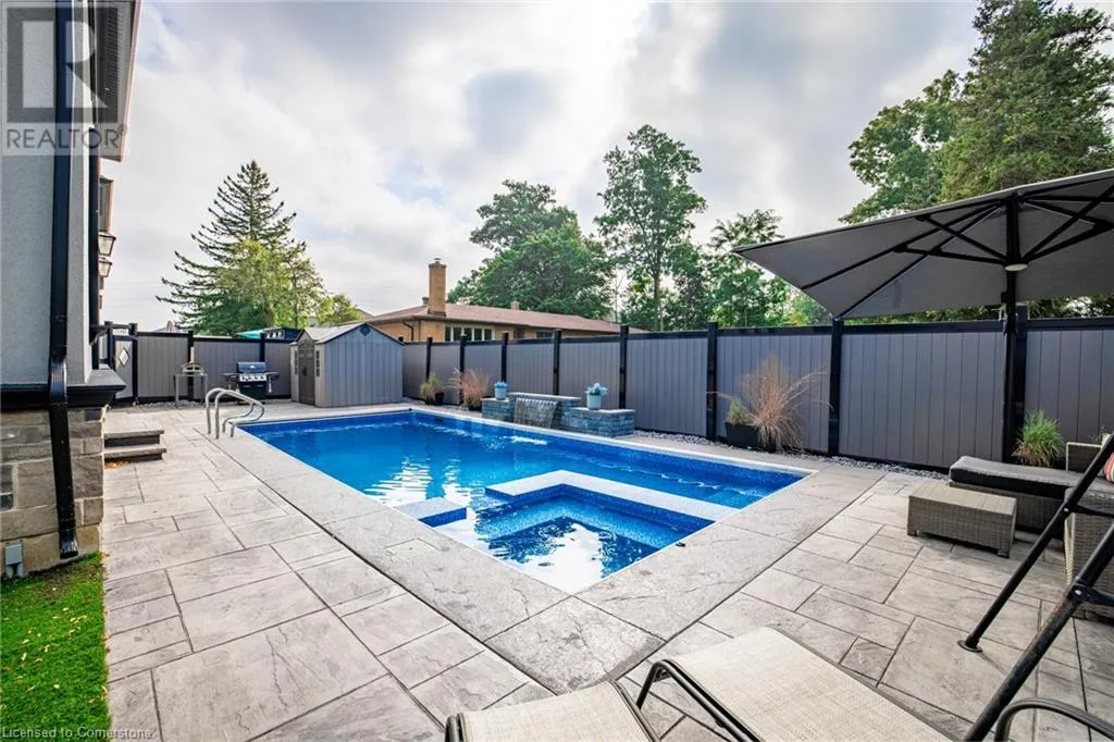 4 LOCKMAN Drive