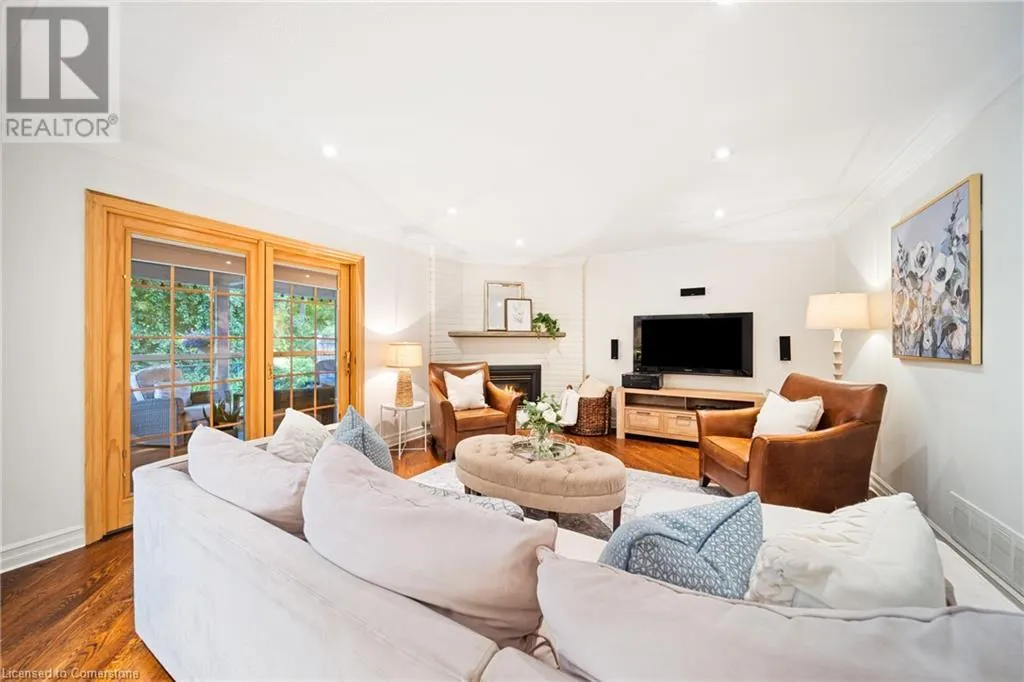 1246 OLD CARRIAGE Way