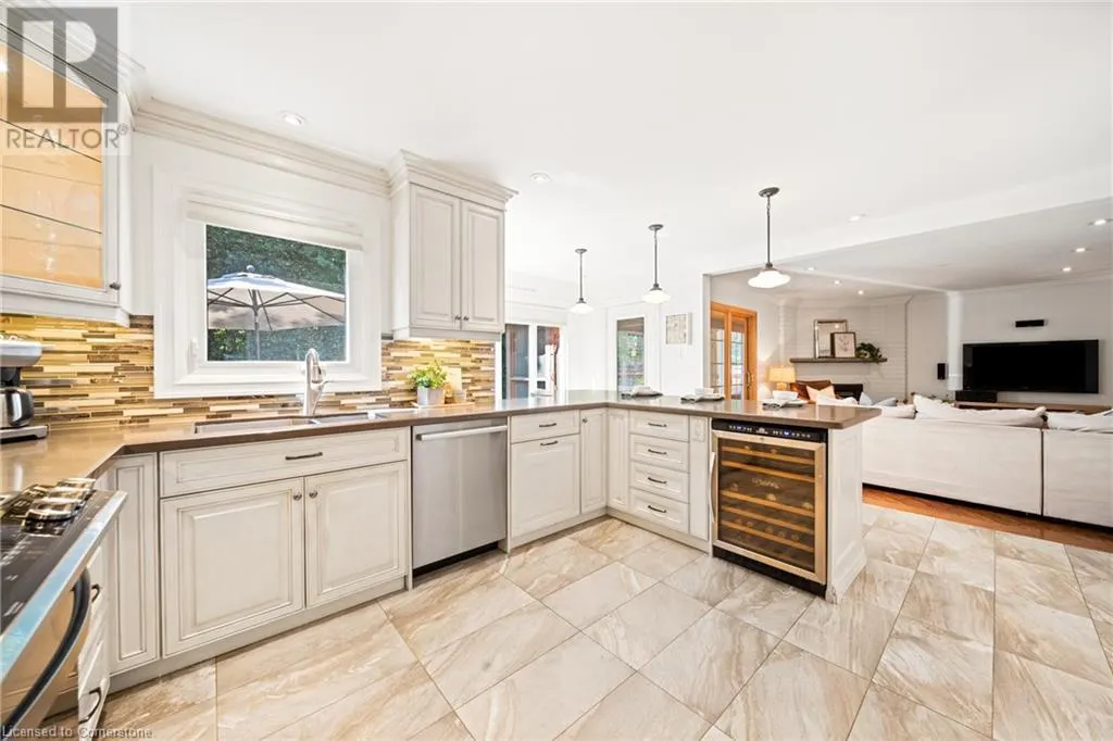 1246 OLD CARRIAGE Way