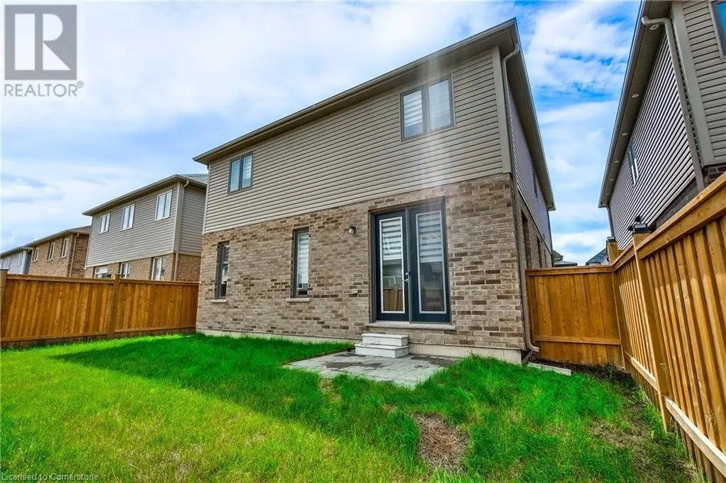 84 COOKE Avenue