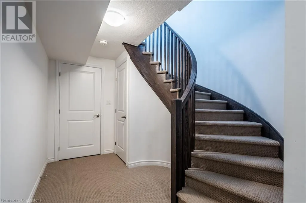 84 COOKE Avenue
