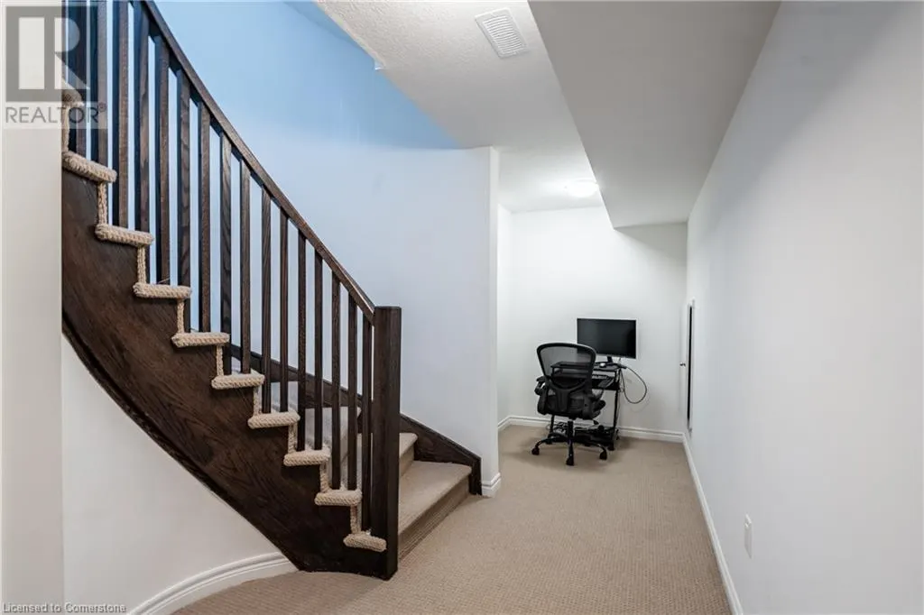 84 COOKE Avenue
