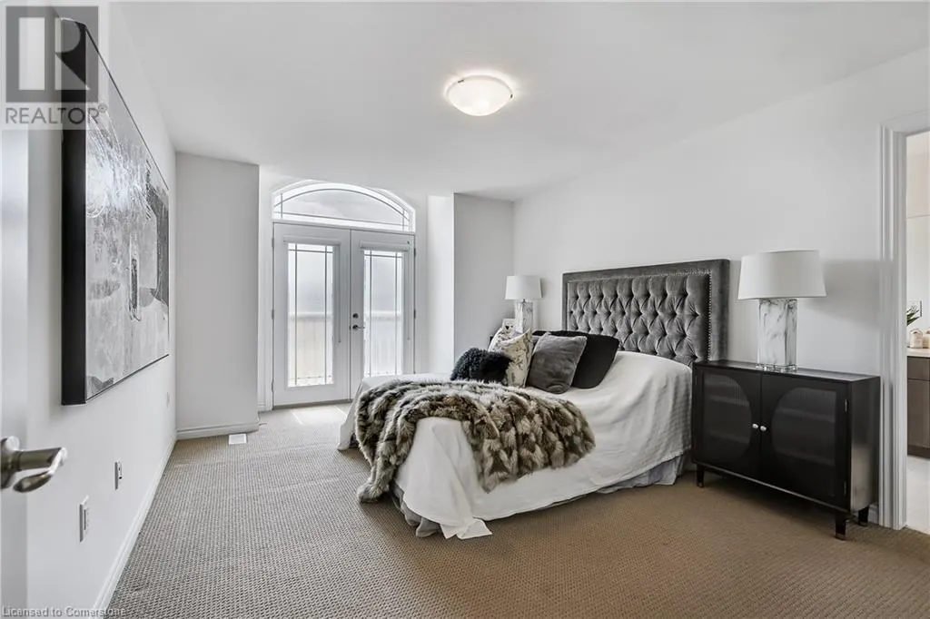 84 COOKE Avenue