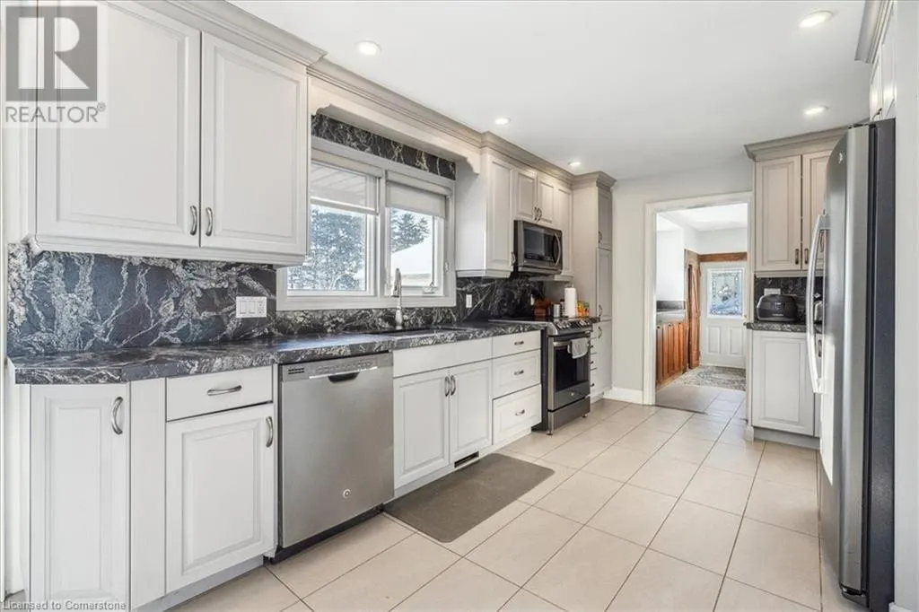 858 TRINITY Road