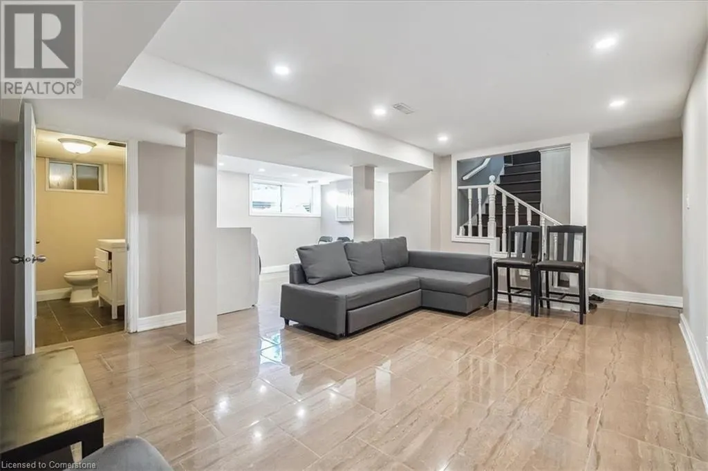 858 TRINITY Road