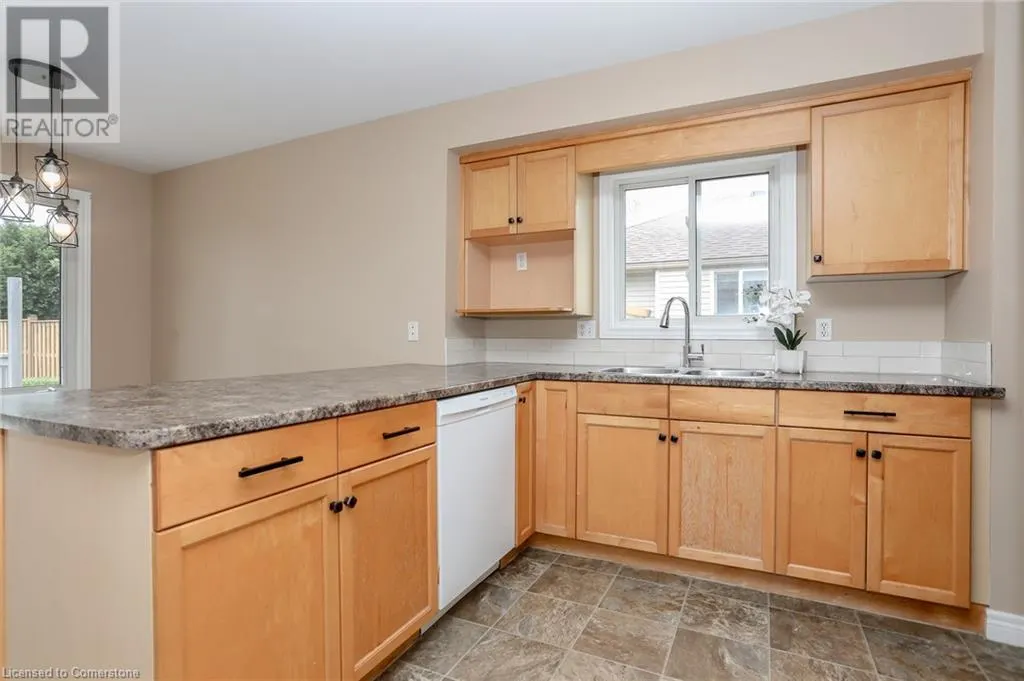 11 GOLDENROD Court