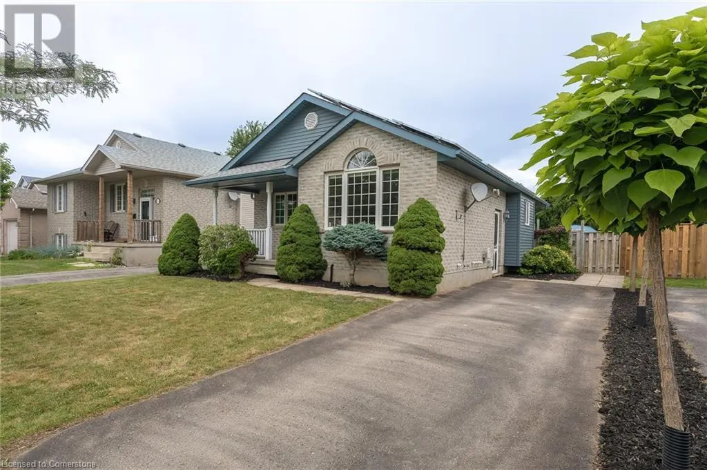 11 GOLDENROD Court