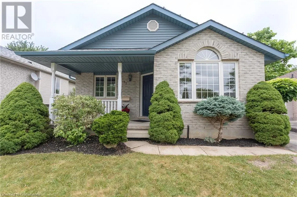11 GOLDENROD Court