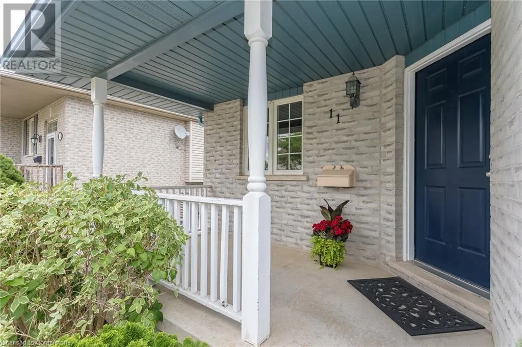 11 GOLDENROD Court