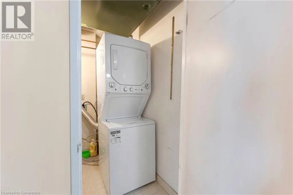 65 SCADDING Avenue Unit# 811, #811