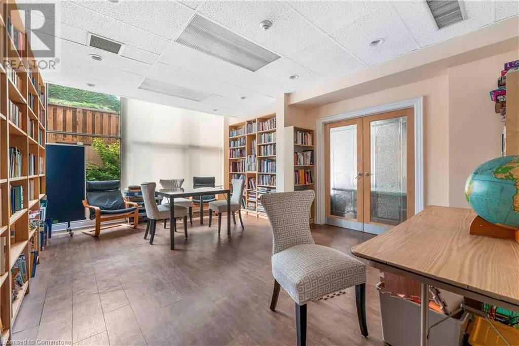 65 SCADDING Avenue Unit# 811, #811