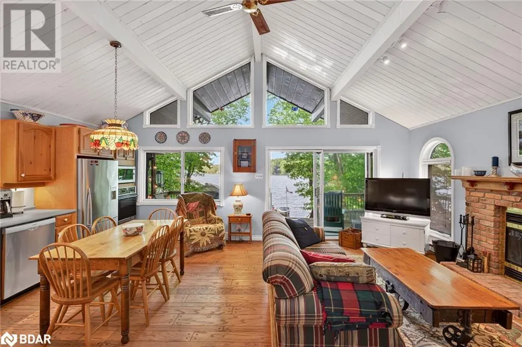 112 FARLAIN LAKE Road E