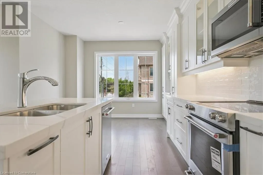 445 ONTARIO Street S Unit# 49, #49