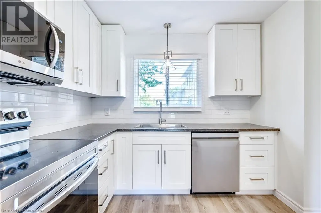 65 DORCHESTER Boulevard Unit# 23, #23