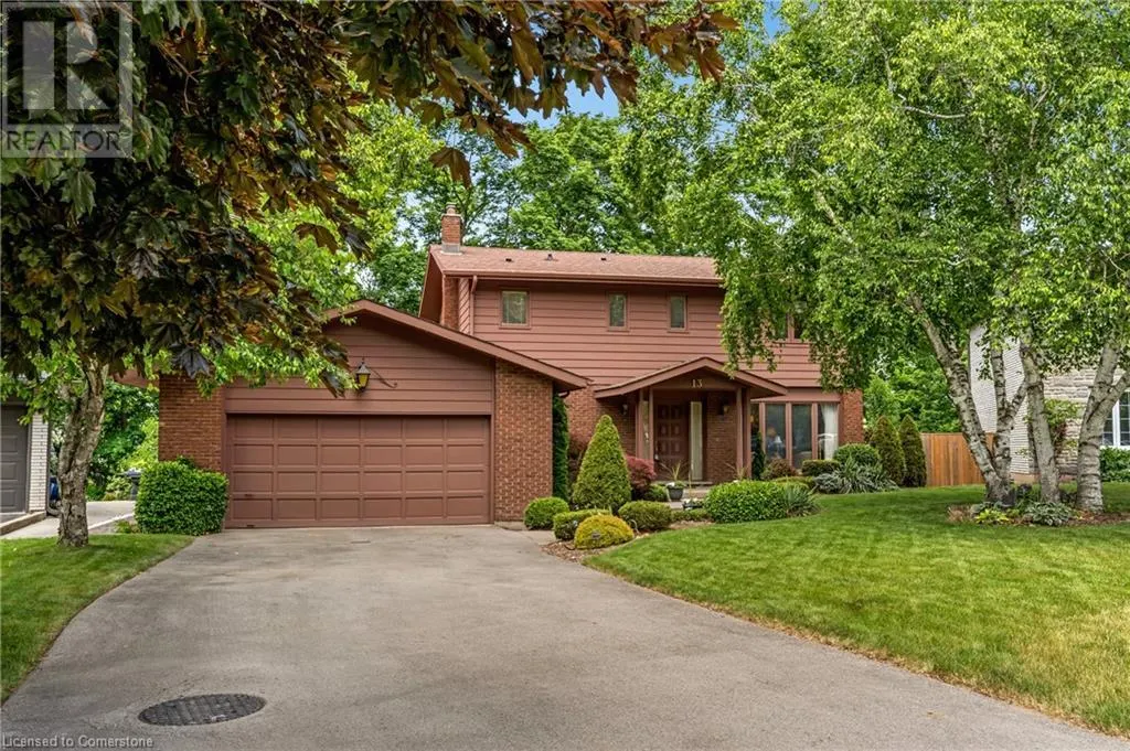13 LESLIE Drive