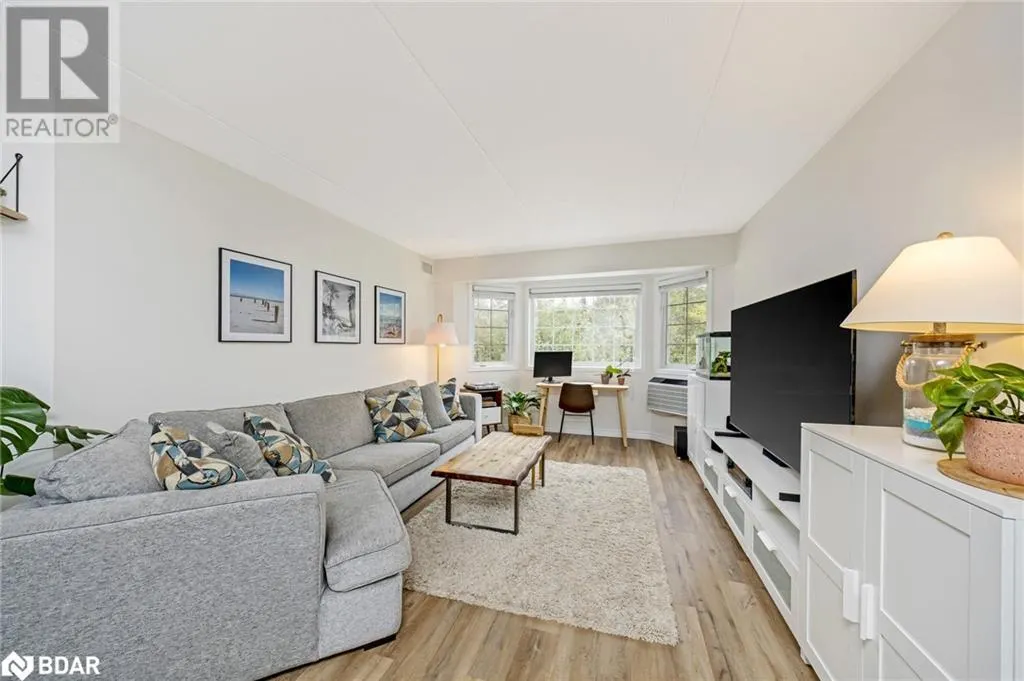 264 ALMA Street Unit# 203, #203