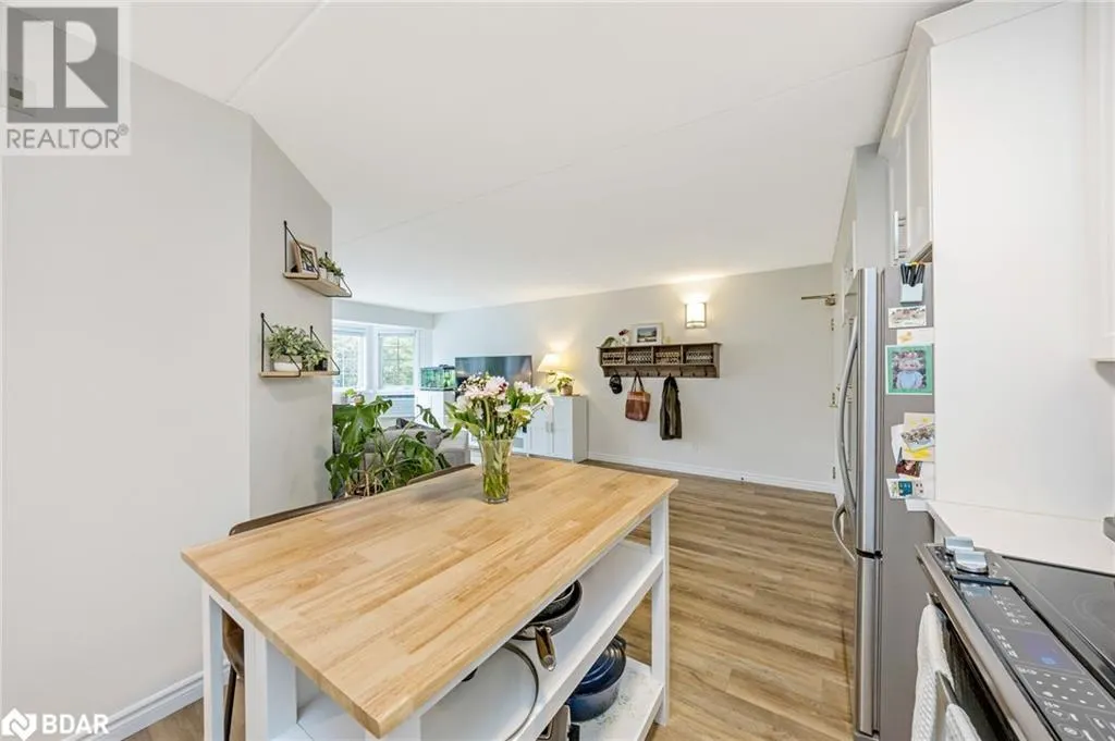 264 ALMA Street Unit# 203, #203