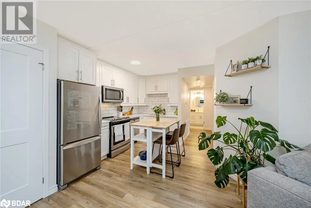264 ALMA Street Unit# 203, #203