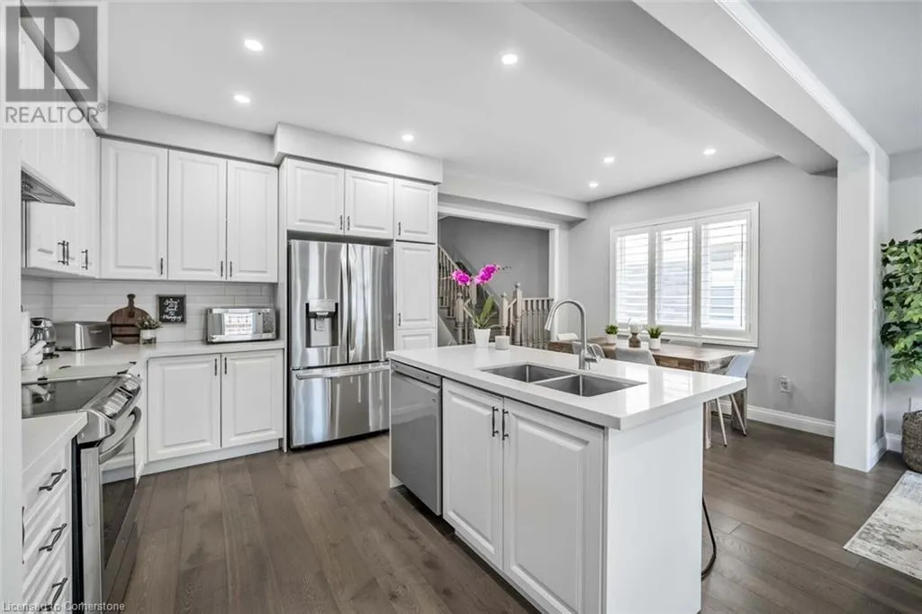 93 WESTFIELD Crescent