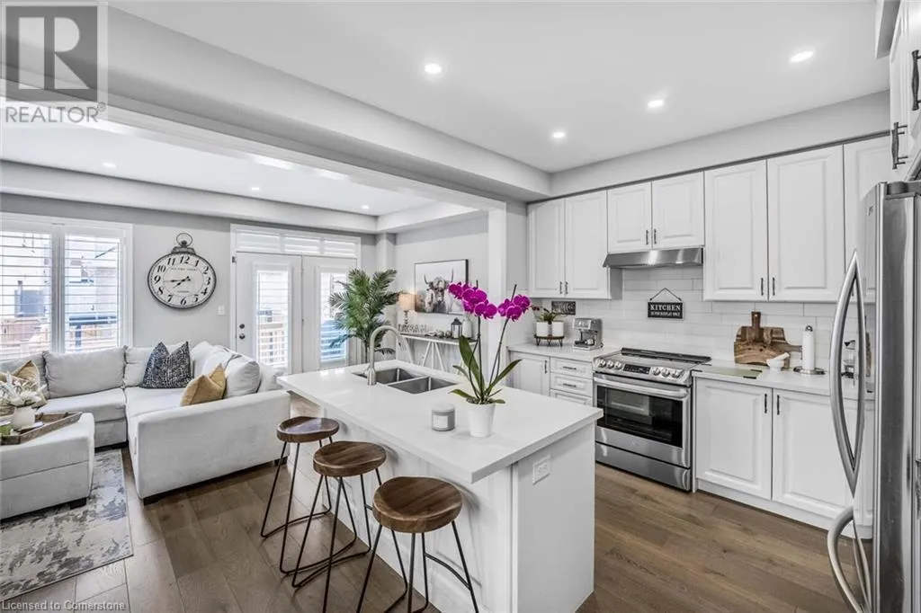 93 WESTFIELD Crescent