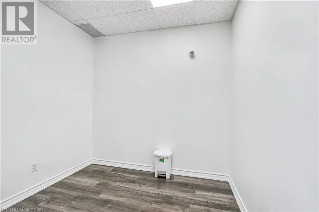 1040 GARNER Road W Unit# 207, #207