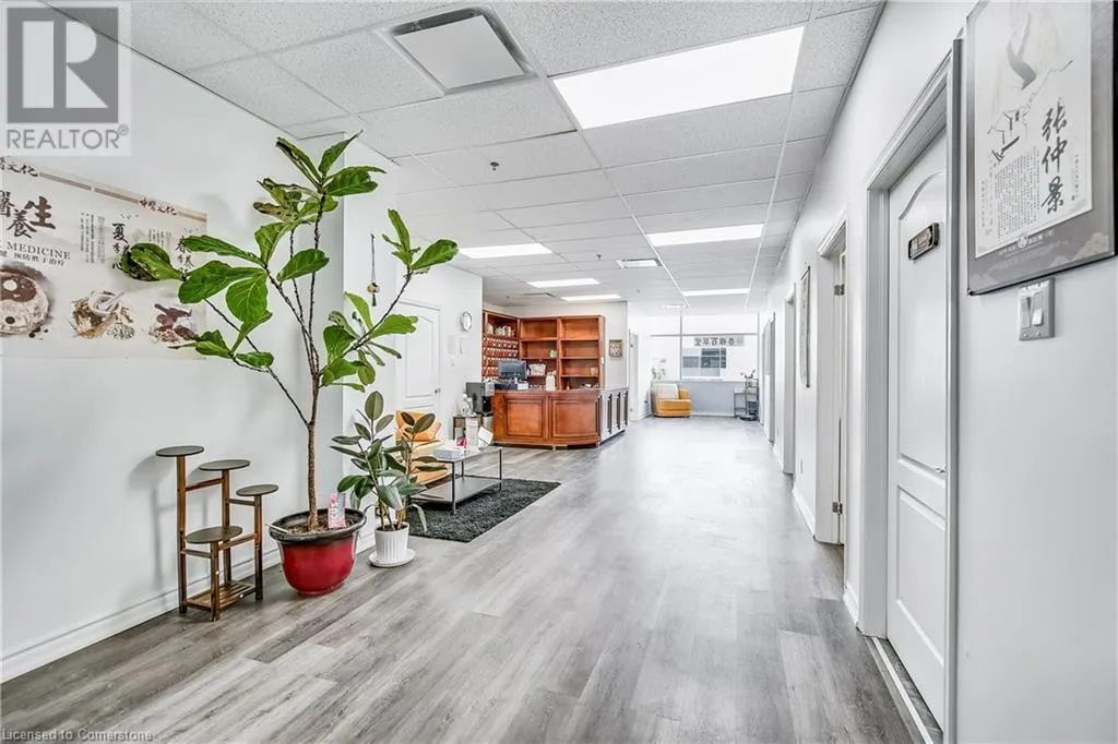 1040 GARNER Road W Unit# 207, #207