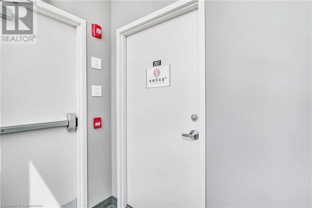 1040 GARNER Road W Unit# 207, #207
