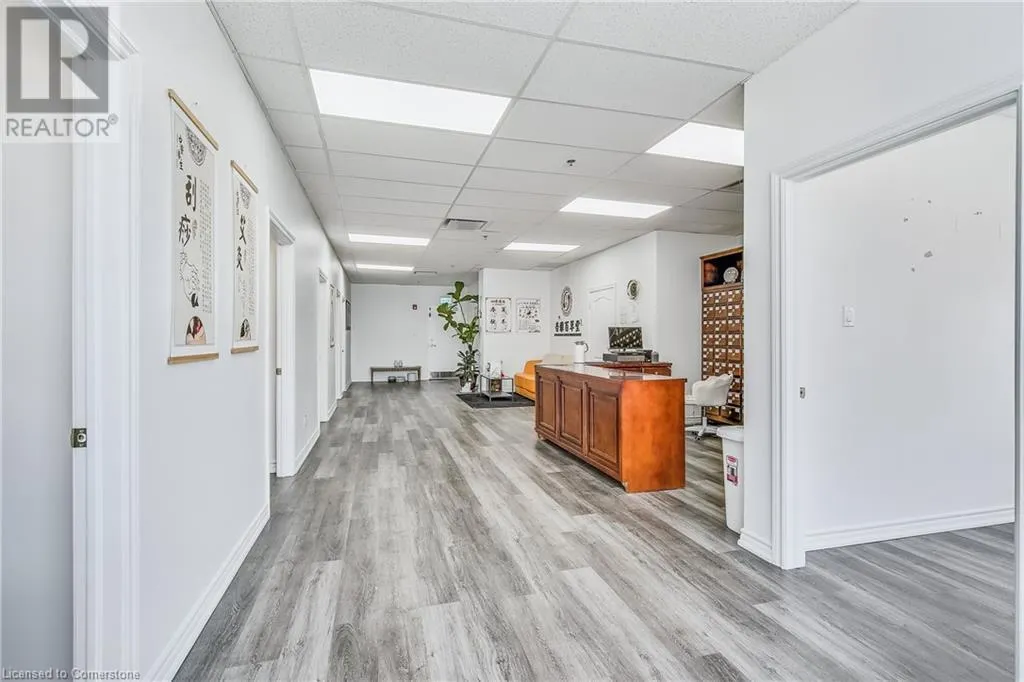 1040 GARNER Road W Unit# 207, #207