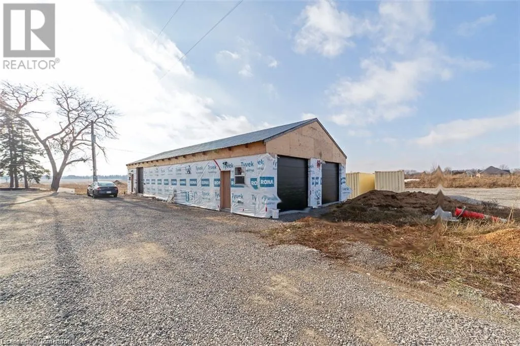5463 CHIPPEWA Road E Unit# Garage, #Garage