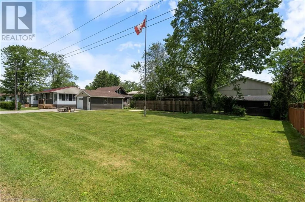 10 CLUBHOUSE Road
