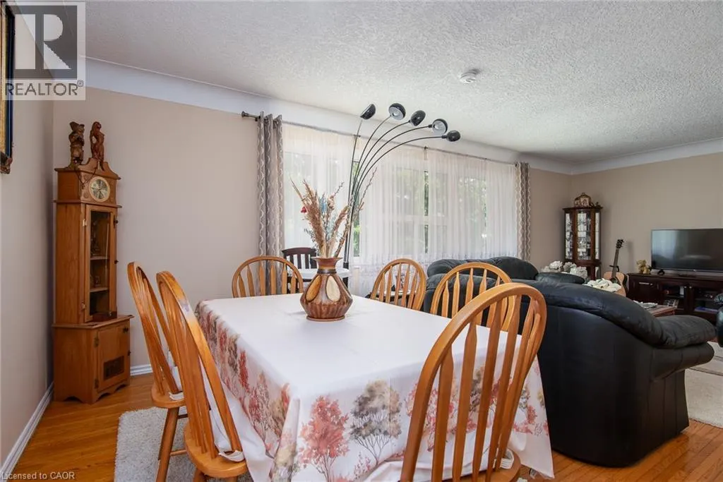 129 RIVER Road E